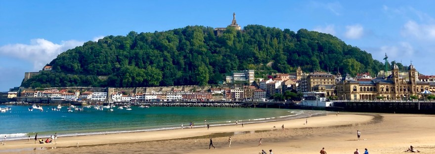 La Concha Beach with a view of the old town and Mount Urgell, San Sebastian